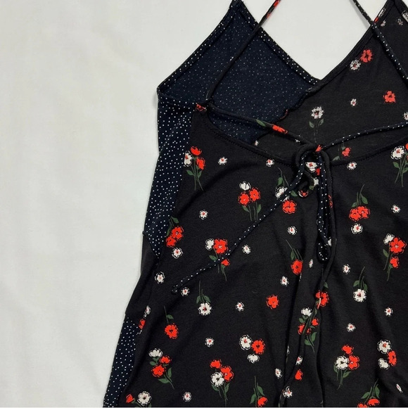 Urban Outfitters Strappy Tank Top - Picture 2 of 9